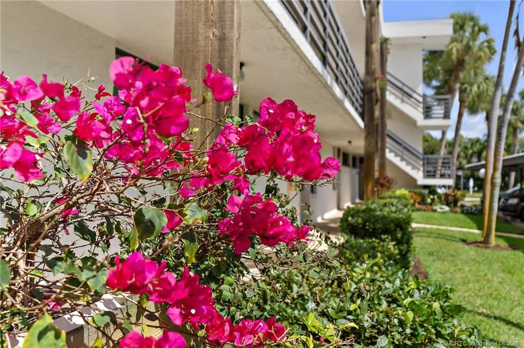 Photo of 1950 SW Palm City Road #5310, Stuart, FL 34994 (MLS # M20049994)