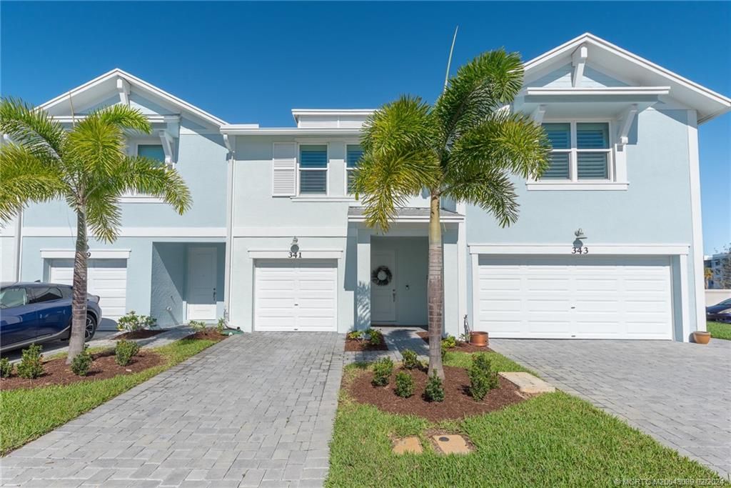 Photo of 341 SE Halifax Lane, Stuart, FL 34994 (MLS # M20043089)