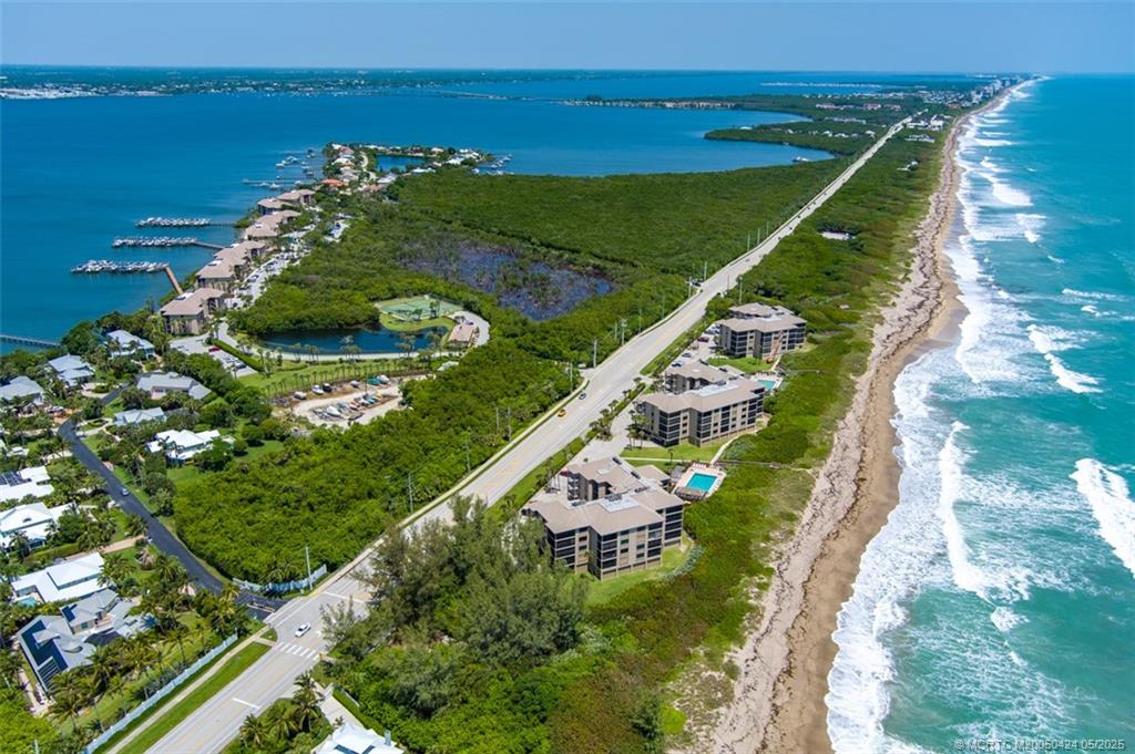 Stuart, Florida 34996, United States, 2 Bedrooms Bedrooms, ,2 BathroomsBathrooms,Residential,Active,121324