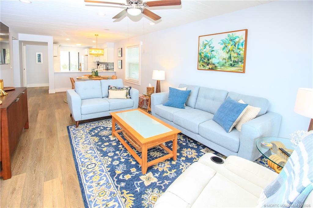 Stuart, Florida 34996, United States, 2 Bedrooms Bedrooms, ,2 BathroomsBathrooms,Residential,Active,121324