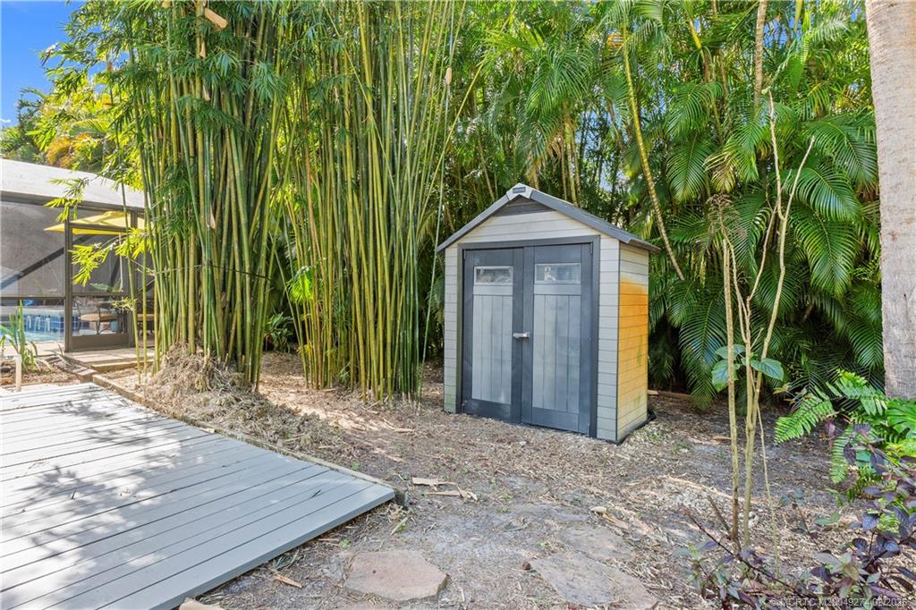 Port Saint Lucie, Florida 34953, United States, 4 Bedrooms Bedrooms, ,3 BathroomsBathrooms,Residential,Pending,77541