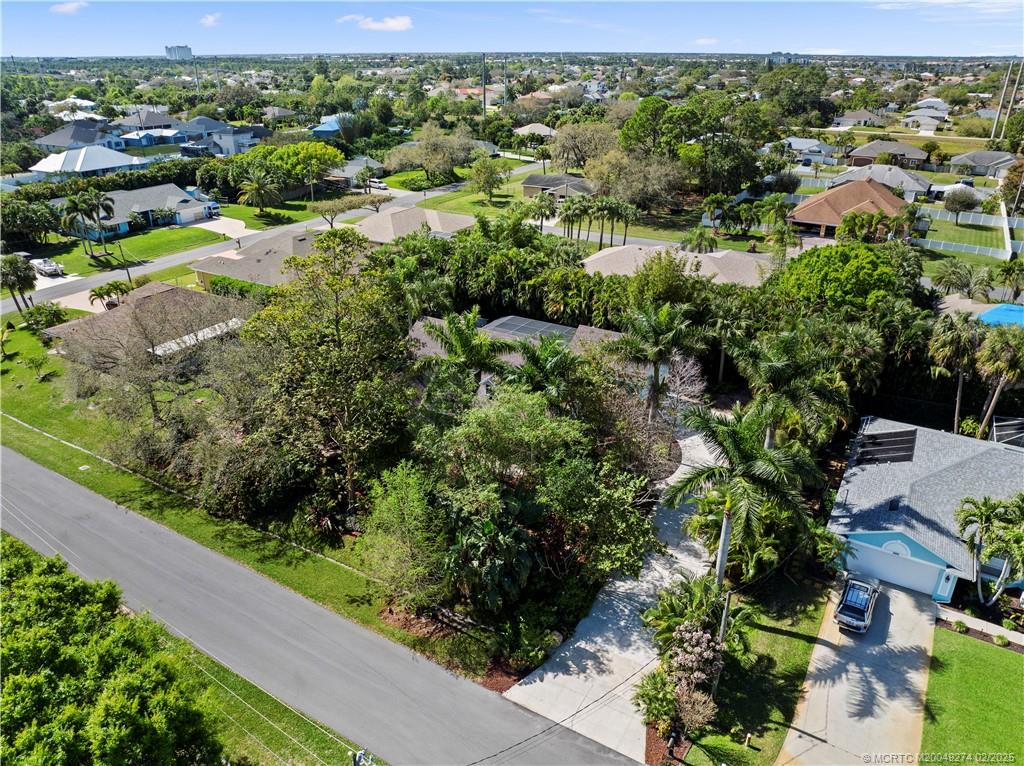 Port Saint Lucie, Florida 34953, United States, 4 Bedrooms Bedrooms, ,3 BathroomsBathrooms,Residential,Pending,77541