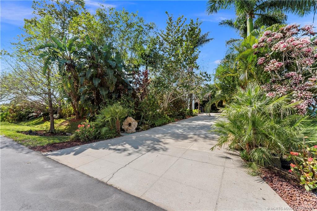 Port Saint Lucie, Florida 34953, United States, 4 Bedrooms Bedrooms, ,3 BathroomsBathrooms,Residential,Pending,77541