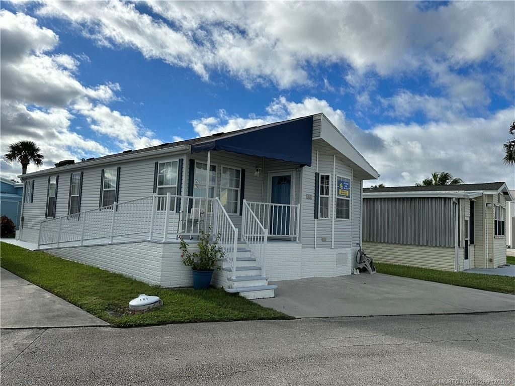 Photo of 181 Nettles Boulevard, Jensen Beach, FL 34957 (MLS # M20042299)