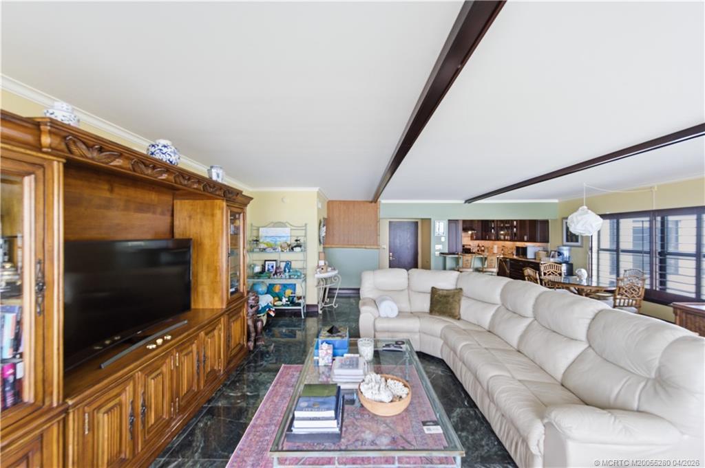 Stuart, Florida, 34996, United States, 2 Bedrooms Bedrooms, ,2 BathroomsBathrooms,Residential,Active,2036624
