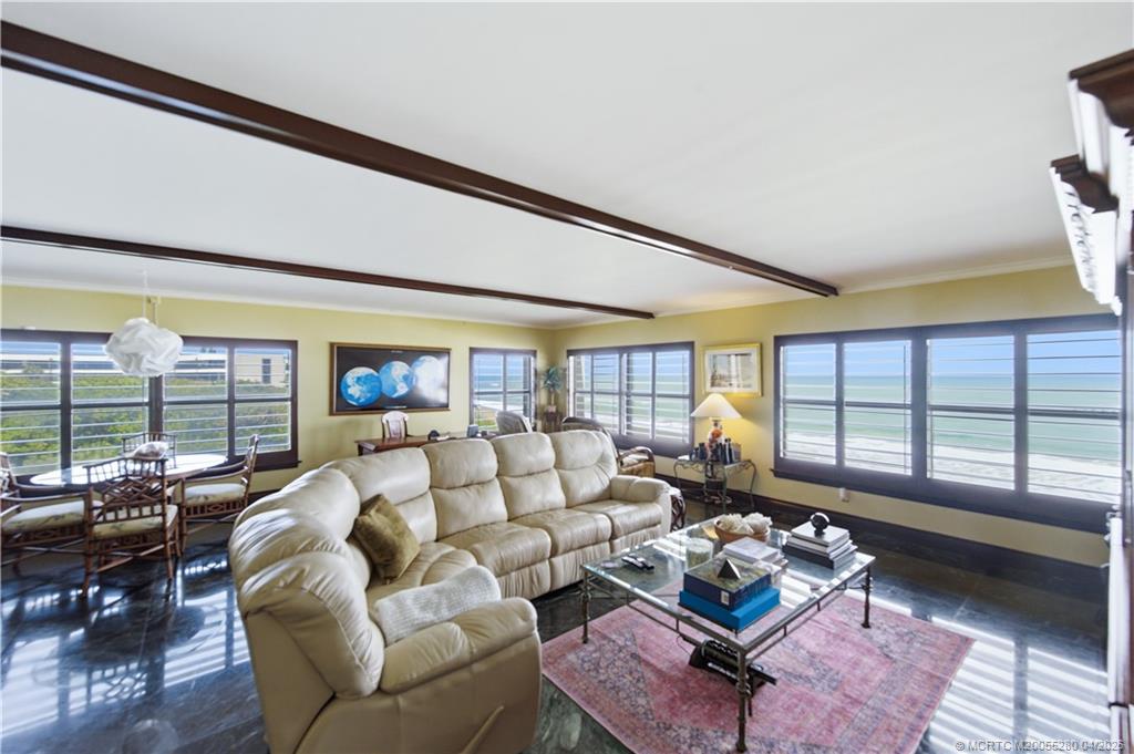 Stuart, Florida, 34996, United States, 2 Bedrooms Bedrooms, ,2 BathroomsBathrooms,Residential,Active,2036624