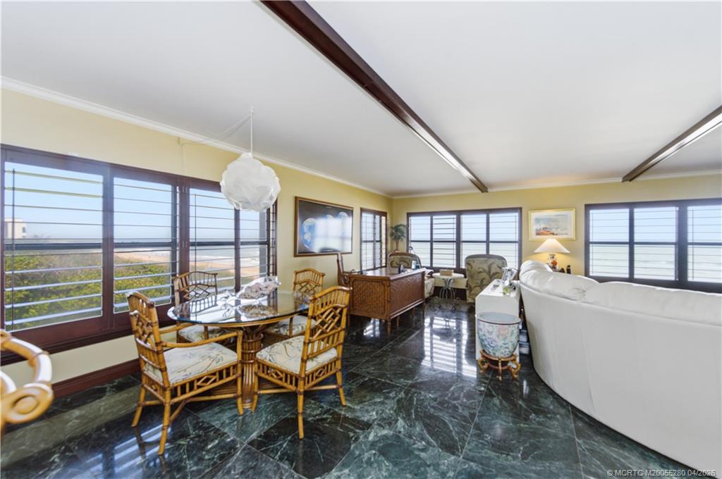 Stuart, Florida, 34996, United States, 2 Bedrooms Bedrooms, ,2 BathroomsBathrooms,Residential,Active,2036624