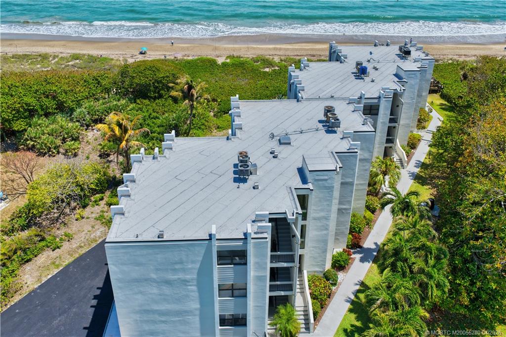 Stuart, Florida, 34996, United States, 2 Bedrooms Bedrooms, ,2 BathroomsBathrooms,Residential,Active,2036624