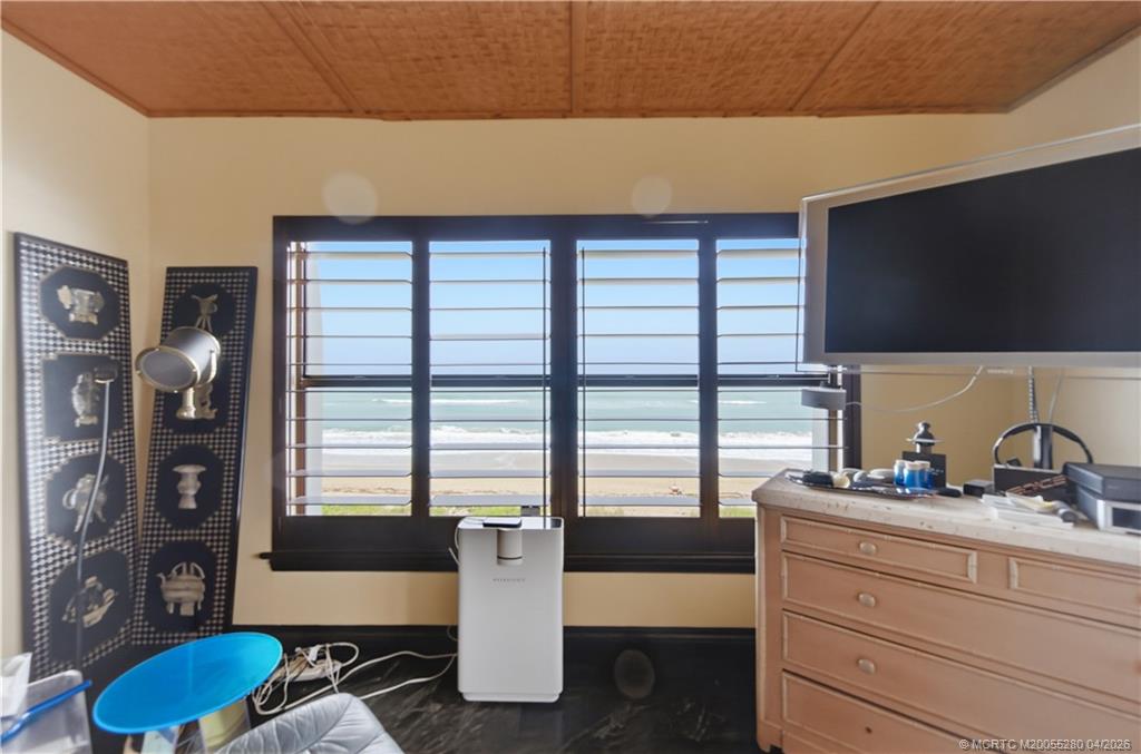 Stuart, Florida, 34996, United States, 2 Bedrooms Bedrooms, ,2 BathroomsBathrooms,Residential,Active,2036624