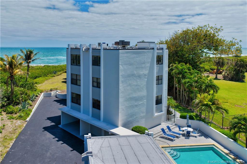 Stuart, Florida, 34996, United States, 2 Bedrooms Bedrooms, ,2 BathroomsBathrooms,Residential,Active,2036624