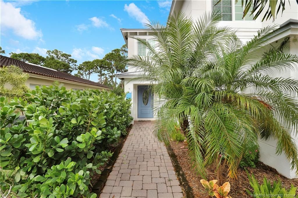 Photo of 4226 SE Graham Drive, Stuart, FL 34997 (MLS # M20047882)