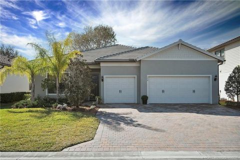 Photo of 564 SE Villandry Way, Port Saint Lucie, FL 34984 (MLS # M20052621)