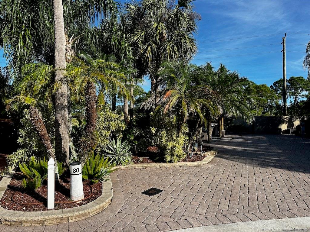 80 NW Putter Pointe