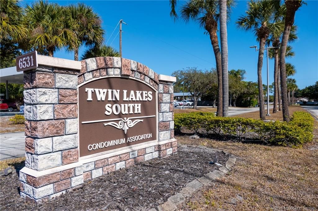 Photo of 6531 SE Federal Highway #Q101, Stuart, FL 34997 (MLS # M20054332)