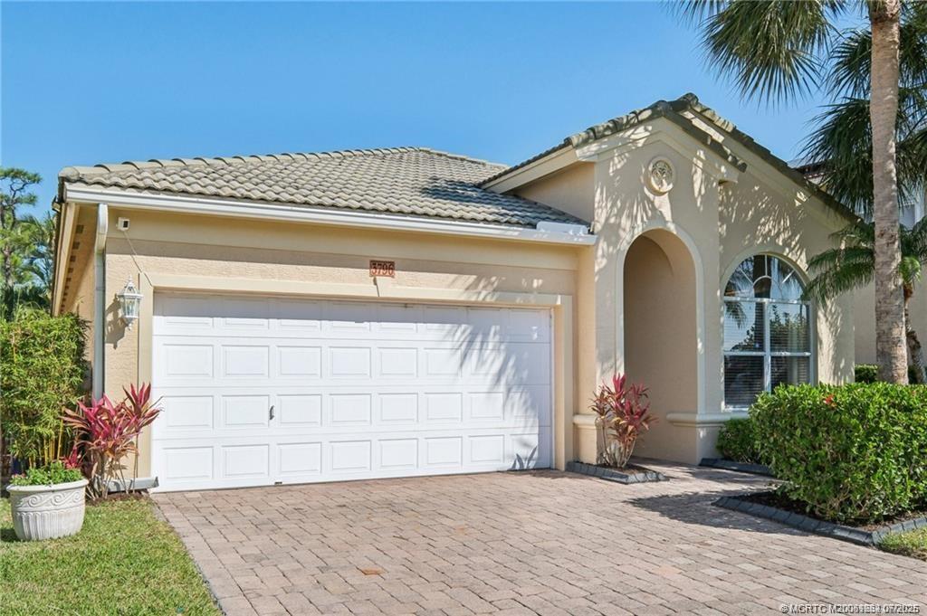 Jensen Beach, Florida 34957, United States, 3 Bedrooms Bedrooms, ,2 BathroomsBathrooms,Residential,Active,163768
