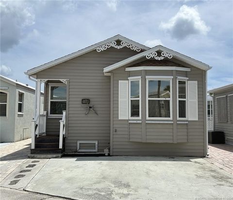 Photo of 1154 Nettles Boulevard, Jensen Beach, FL 34957 (MLS # M20056180)