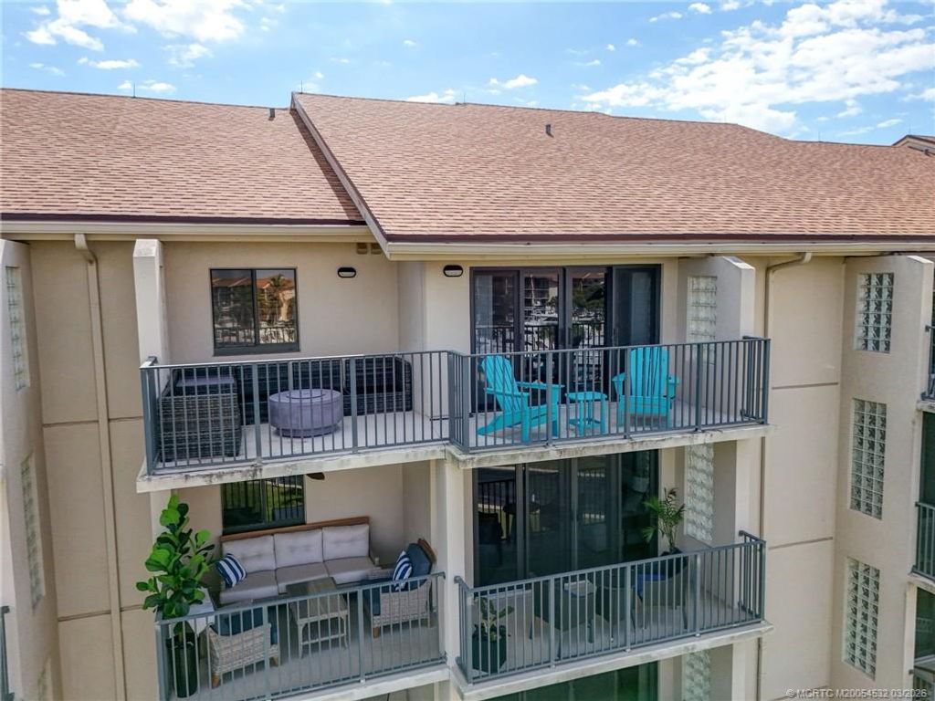 Photo of 901 Seafarer Circle #504, Jupiter, FL 33477 (MLS # M20054532)