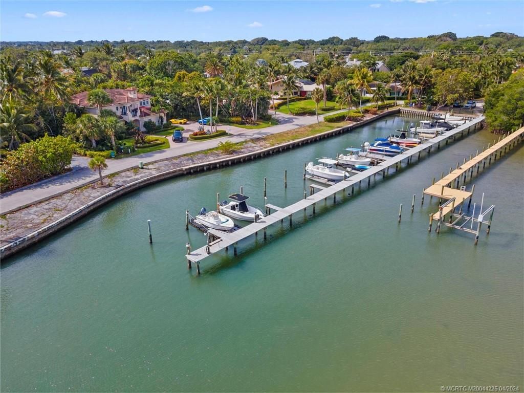 Photo of 111 S Sewalls Point Road, Stuart, FL 34996 (MLS # M20044225)