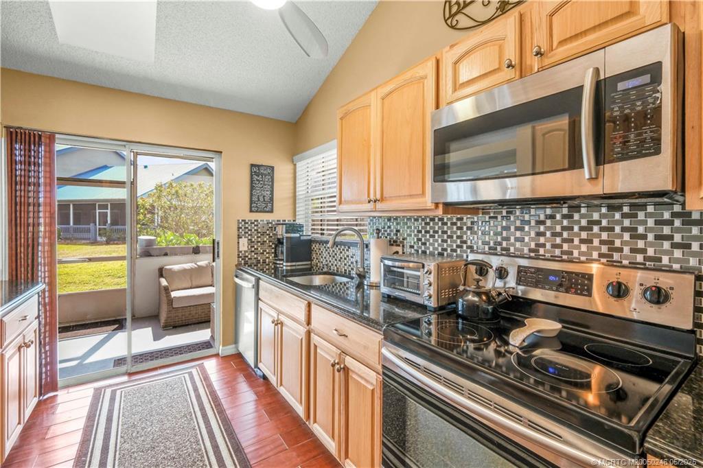 1451 NE 14th Court 43