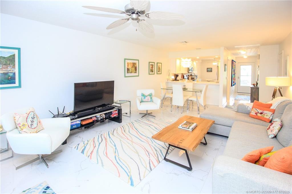 Stuart, Florida 34996, United States, 2 Bedrooms Bedrooms, ,2 BathroomsBathrooms,Residential,Active,157617
