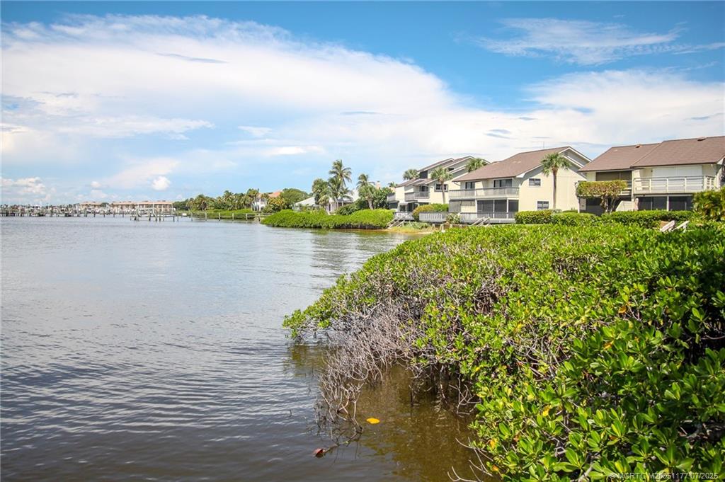 Stuart, Florida 34996, United States, 2 Bedrooms Bedrooms, ,2 BathroomsBathrooms,Residential,Active,157617