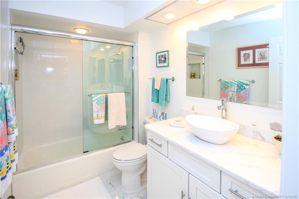 Stuart, Florida 34996, United States, 2 Bedrooms Bedrooms, ,2 BathroomsBathrooms,Residential,Active,157617