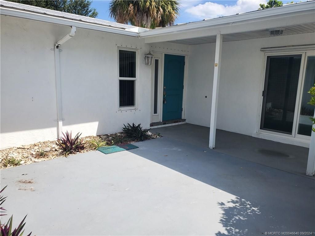 Photo of 3331 NE Skyline Drive, Jensen Beach, FL 34957 (MLS # M20046640)