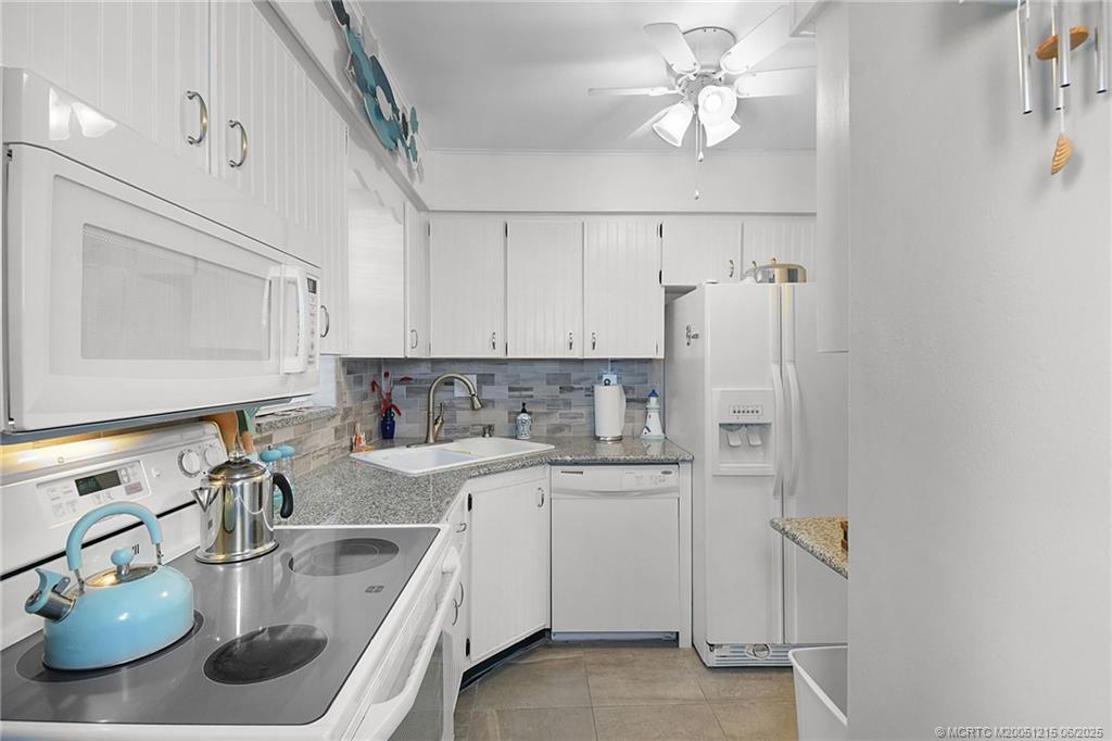 Stuart, Florida 34994, United States, 1 Bedroom Bedrooms, ,1 BathroomBathrooms,Residential,Active,160508