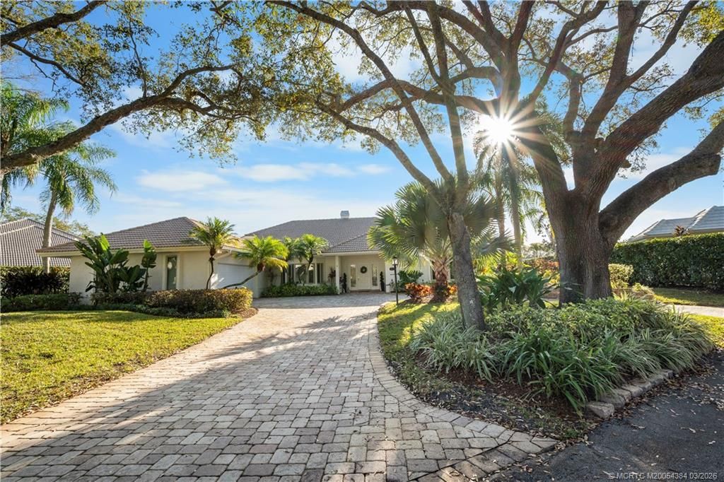 Photo of 18321 SE Cassia Lane, Jupiter, FL 33469 (MLS # M20054384)