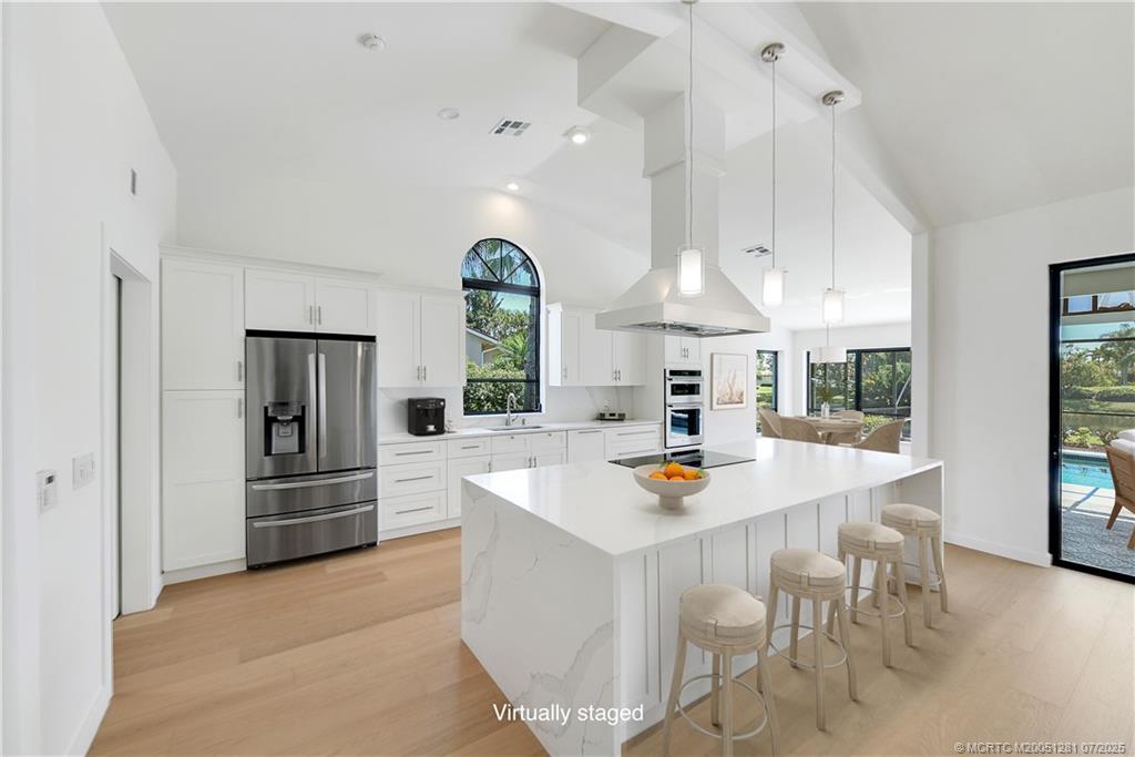 4163 SW Gleneagle Circle