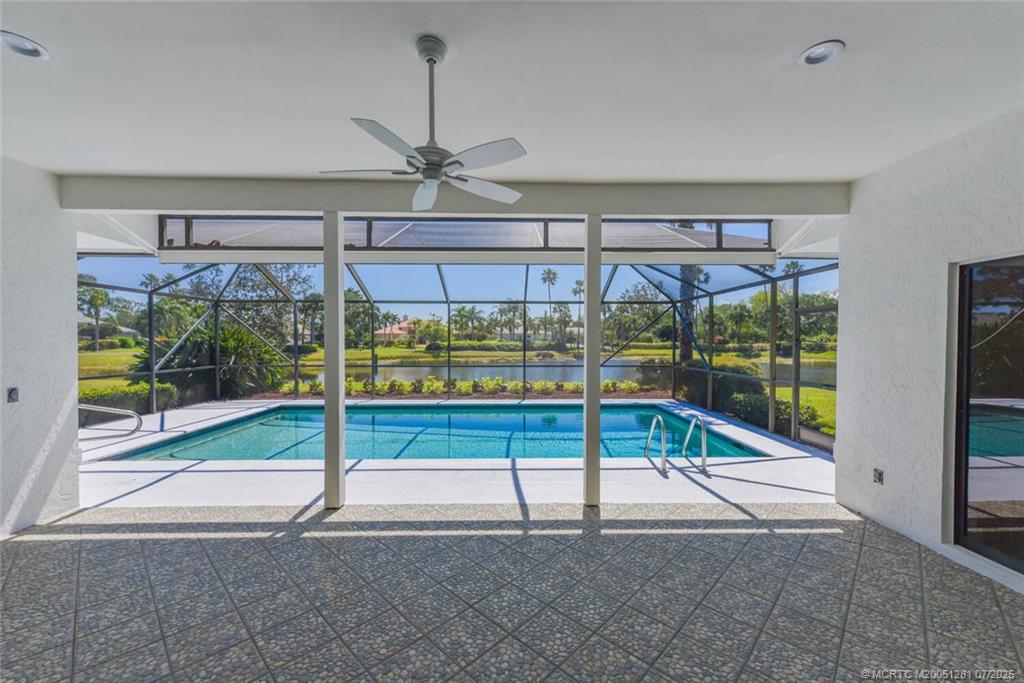 4163 SW Gleneagle Circle