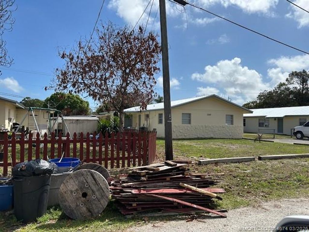 Photo of 3200 Duban Terrace, Fort Pierce, FL 34982 (MLS # M20054674)