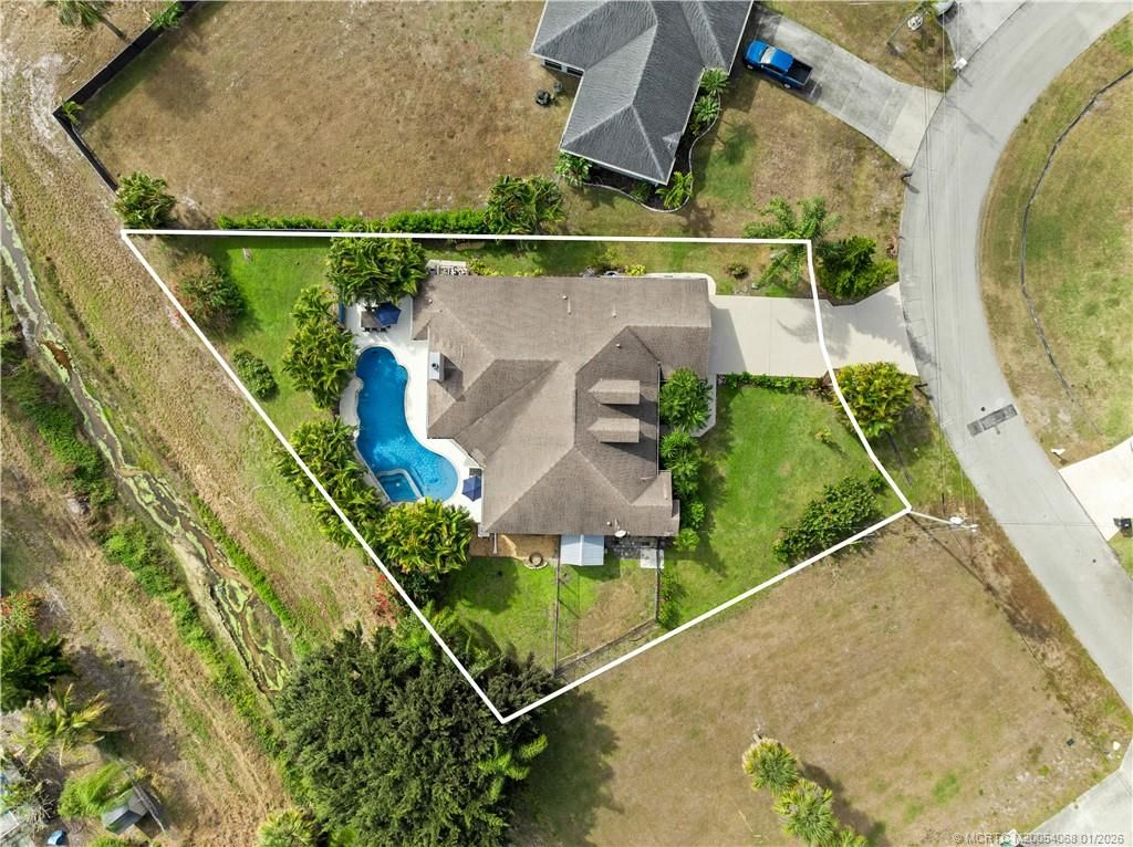 Photo of 4257 SW Winslow Street, Port Saint Lucie, FL 34953 (MLS # M20054068)