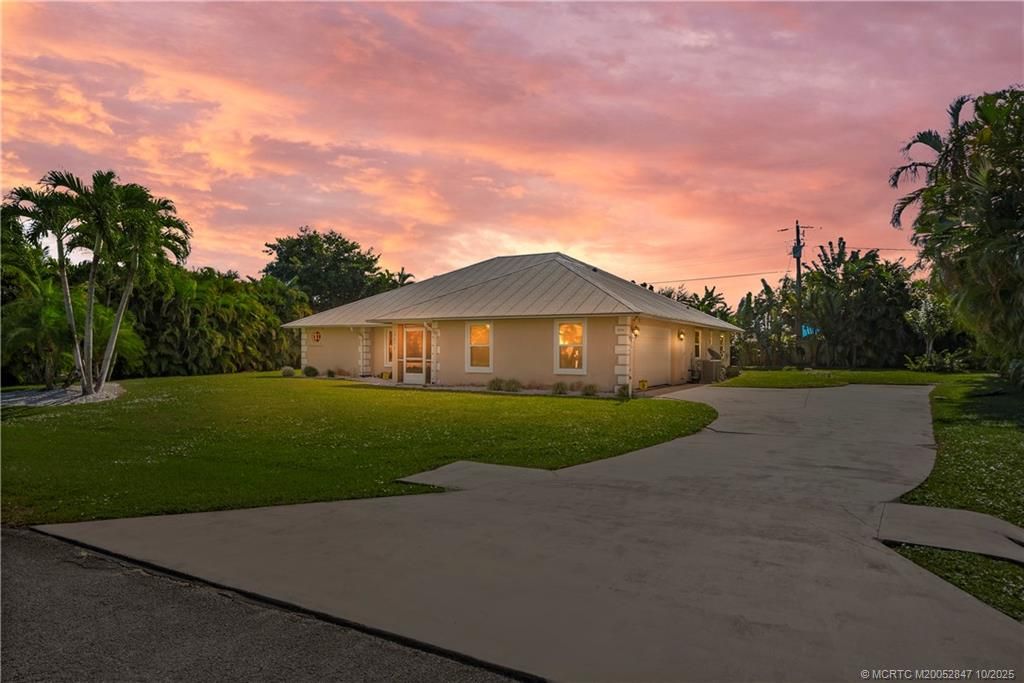 Photo of 5276 SE Harrold Terrace, Stuart, FL 34997 (MLS # M20052847)