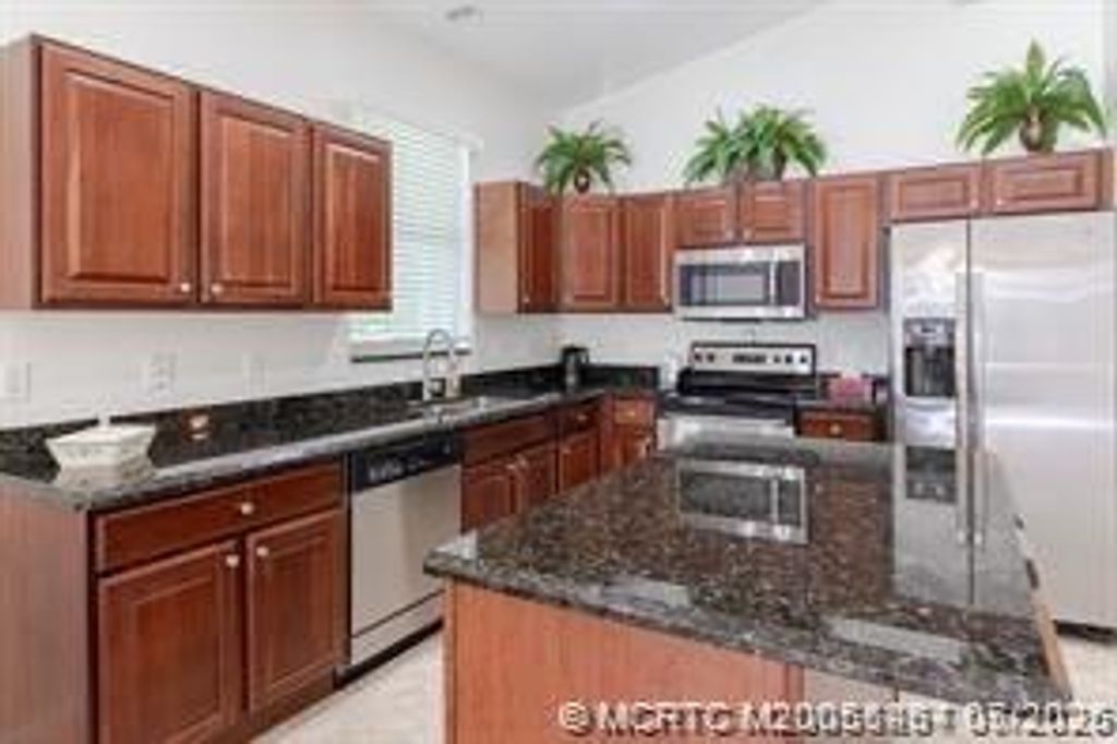 Photo of 1446 SE Tidewater Place, Stuart, FL 34997 (MLS # M20055464)