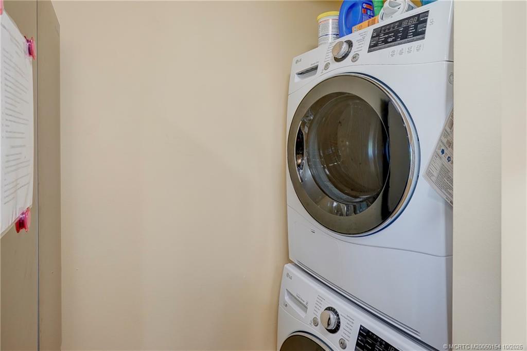 Stuart, Florida 34996, United States, 2 Bedrooms Bedrooms, ,2 BathroomsBathrooms,Residential,Active,108354