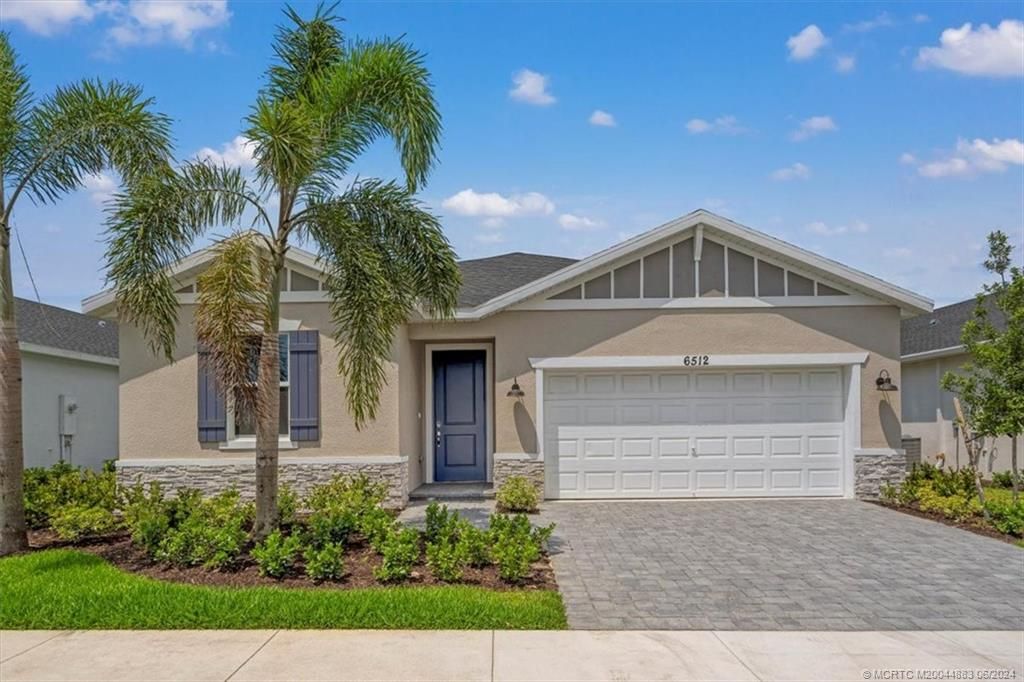 Photo of 6624 NW CLOVERDALE Avenue, Port Saint Lucie, FL 34987 (MLS # M20044883)