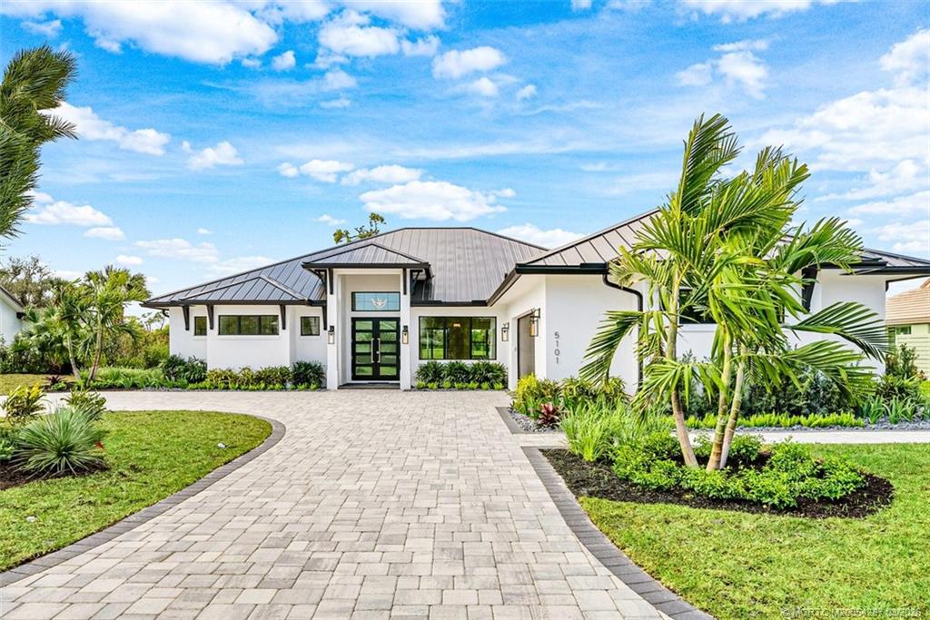 5101 SE Burning Tree Circle