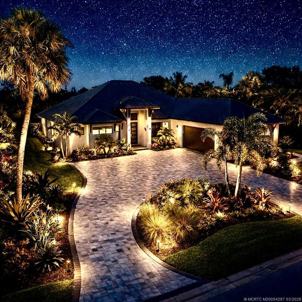 Photo of 5101 SE Burning Tree Circle, Stuart, FL 34997 (MLS # M20054287)