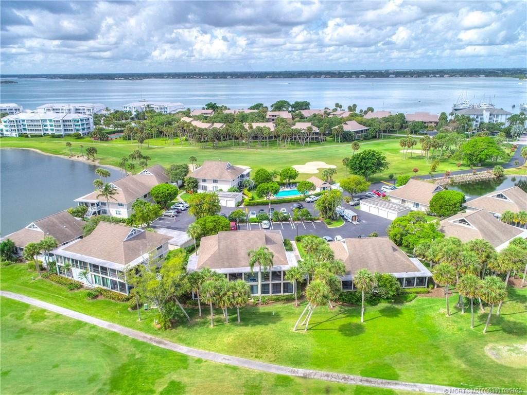 Photo of 319 NE Golfview Circle, Stuart, FL 34996 (MLS # M20038340)