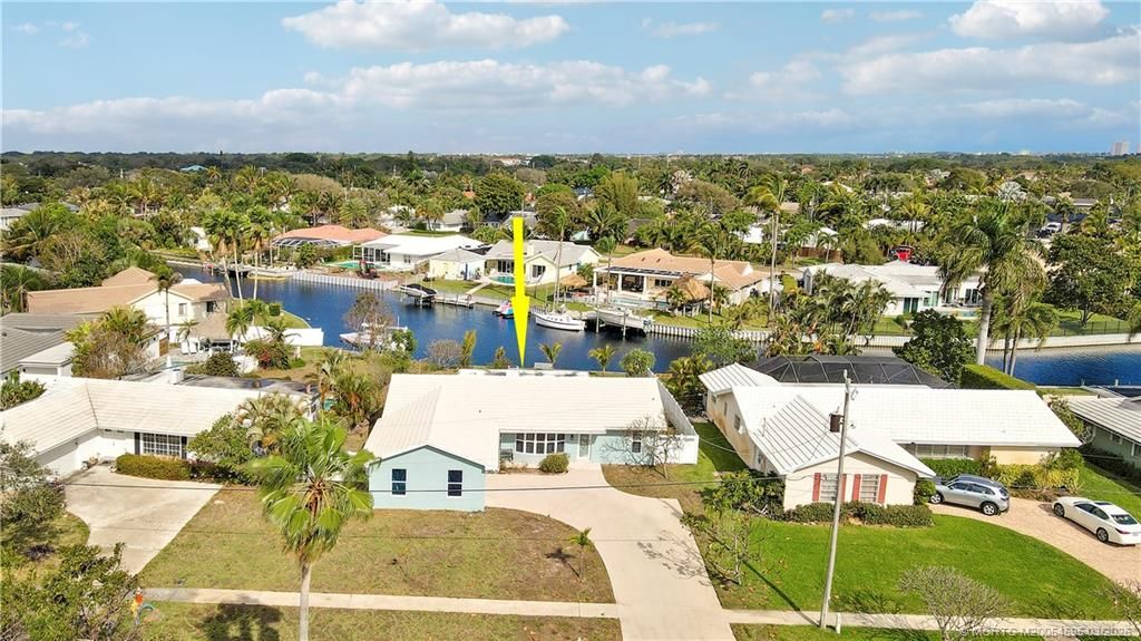 Photo of 1789 Ardley Road, North Palm Beach, FL 33408 (MLS # M20054595)