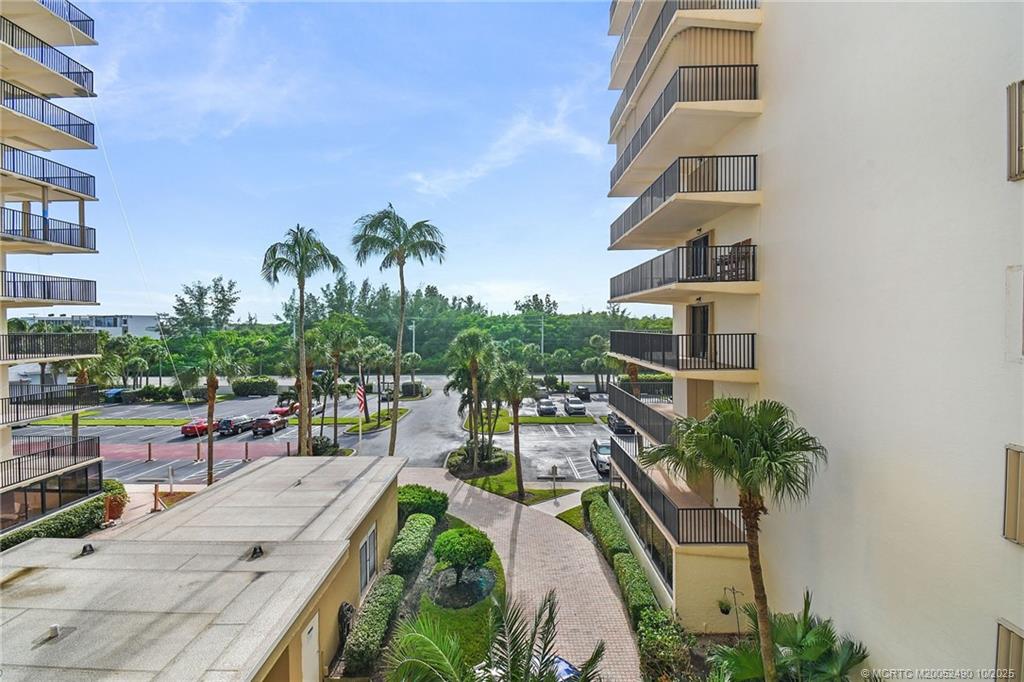 10044 S Ocean Drive 401