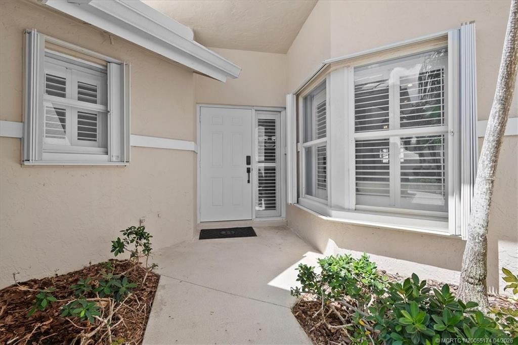 Photo of 2424 SW Foxpoint Trail, Palm City, FL 34990 (MLS # M20055174)