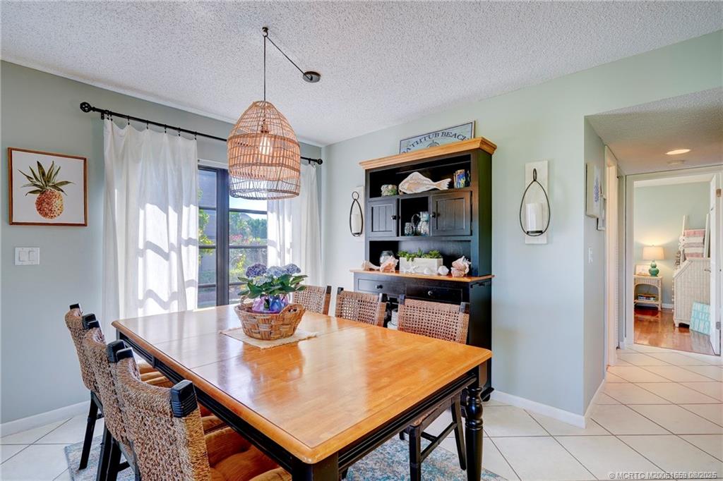 Stuart, Florida 34996, United States, 2 Bedrooms Bedrooms, ,2 BathroomsBathrooms,Residential,Active,185960