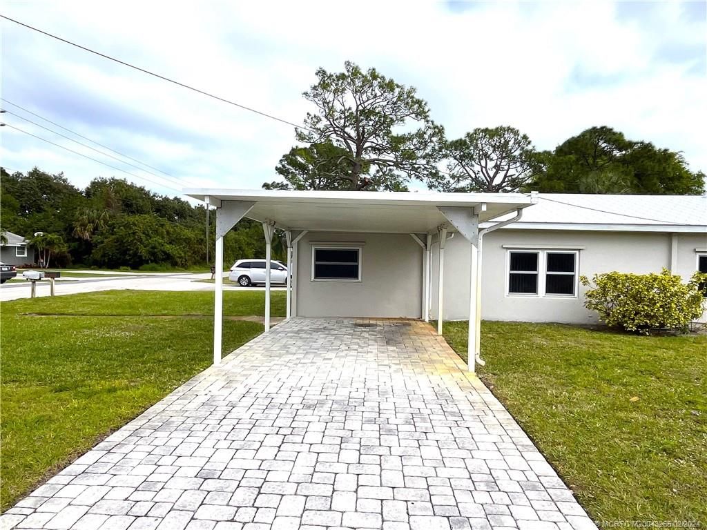 Photo of 2828 SE Normand Street, Stuart, FL 34997 (MLS # M20043265)