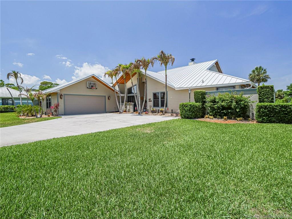 Palm City, Florida, 34990, United States, 4 Bedrooms Bedrooms, ,3 BathroomsBathrooms,Residential,Active,2045493