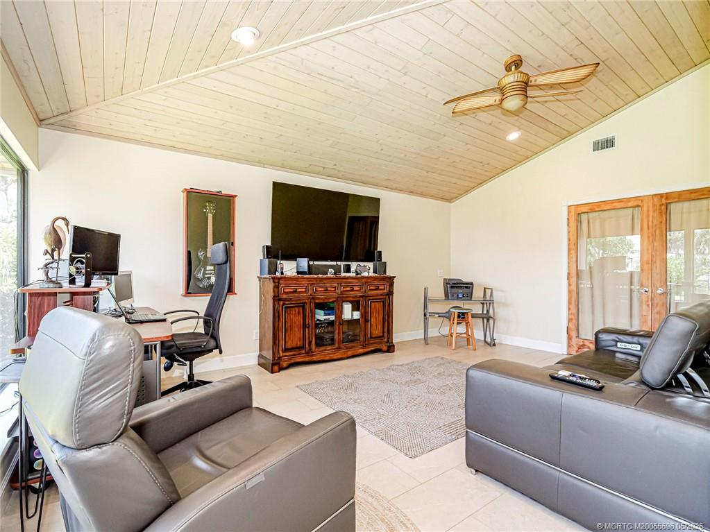 Palm City, Florida, 34990, United States, 4 Bedrooms Bedrooms, ,3 BathroomsBathrooms,Residential,Active,2045493