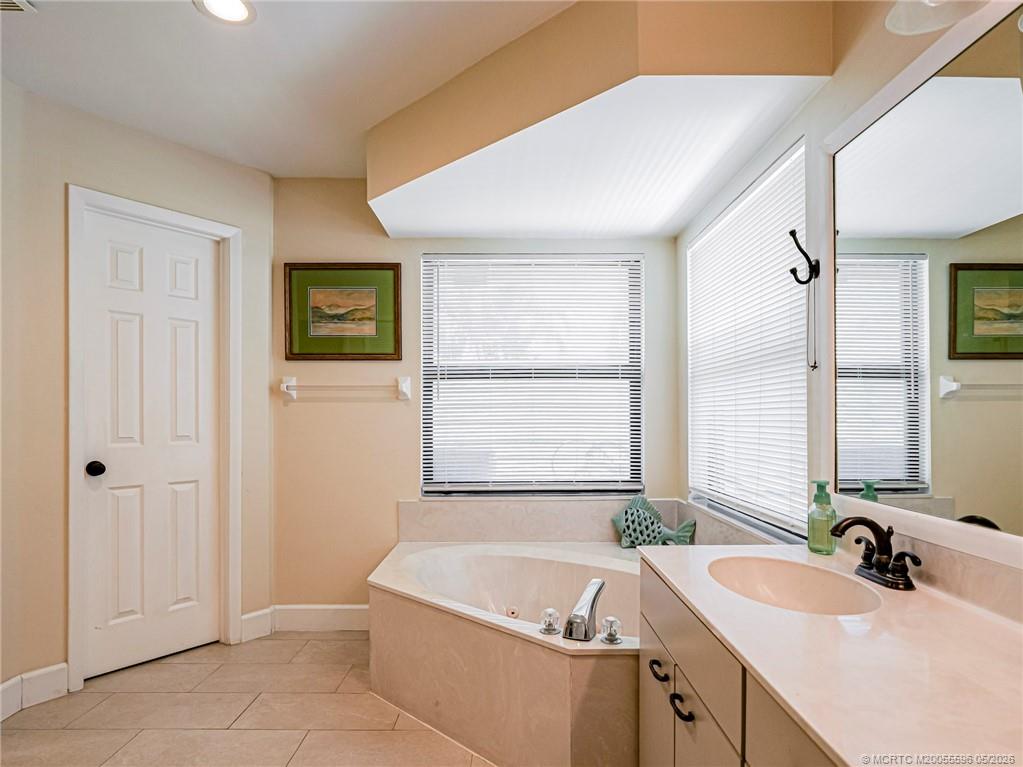 Palm City, Florida, 34990, United States, 4 Bedrooms Bedrooms, ,3 BathroomsBathrooms,Residential,Active,2045493