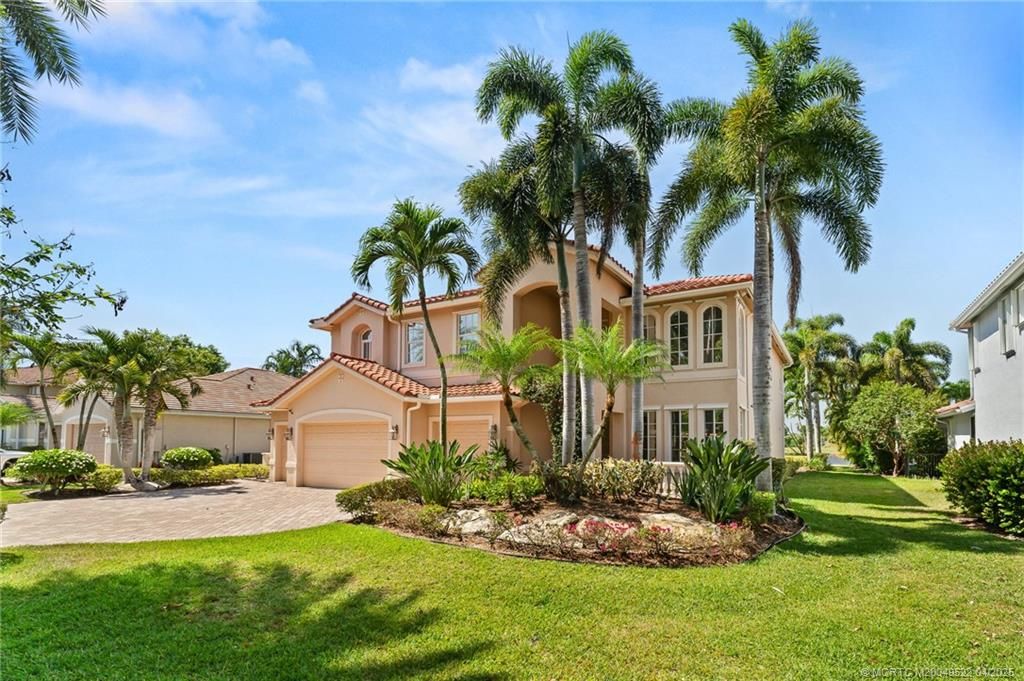 Photo of 2330 SW Golden Bear Way, Palm City, FL 34990 (MLS # M20049522)