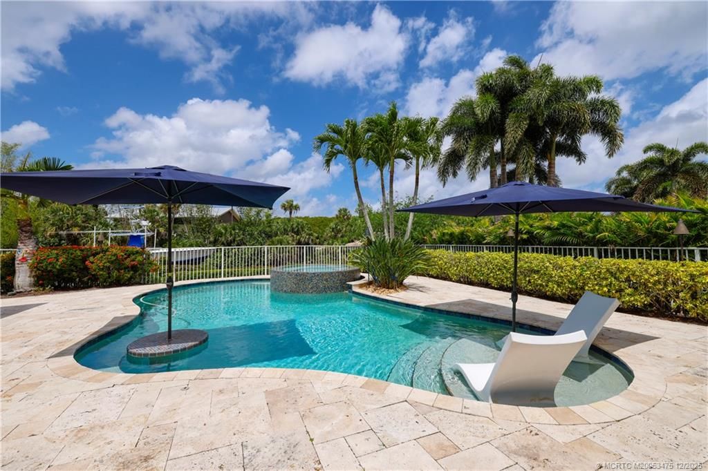 Photo of 467 SW Lost River Road, Stuart, FL 34997 (MLS # M20053475)